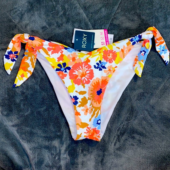 Roxy Other - NWT Roxy Bikini Bottoms